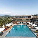 Ośrodek wypoczynkowy Blue Dolphin 4*