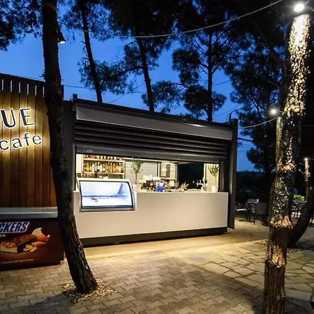 Blue Dolphin Üdülőközpont 4*