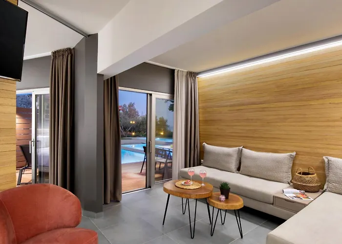 Üdülőközpont Blue Dolphin 4*