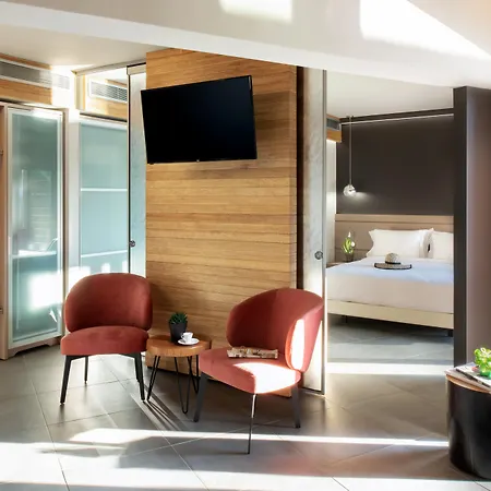 Blue Dolphin Курортный комплекс 4*