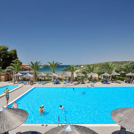 Blue Dolphin Resort 4*