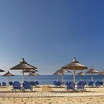 Blue Dolphin Resort 4*