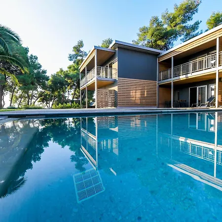 Blue Dolphin منتجع