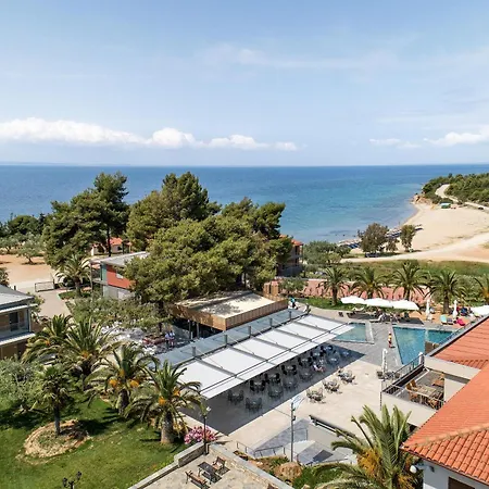 Blue Dolphin Rezort 4*