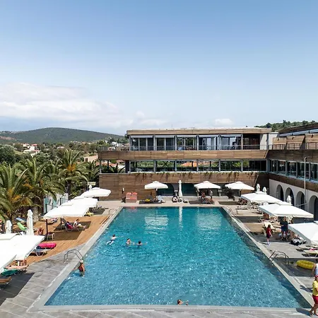 منتجع Blue Dolphin 4*