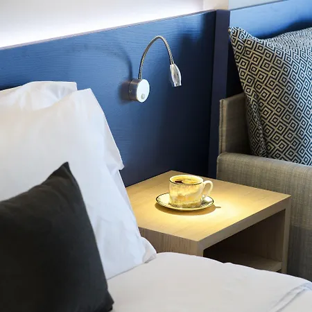 منتجع Blue Dolphin 4*