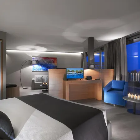 منتجع Blue Dolphin ميتامورفوسي