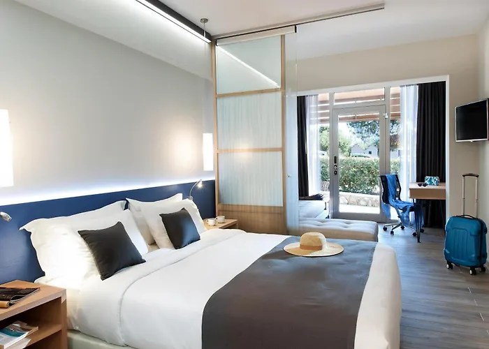 Resort Blue Dolphin Metamorfosi (Sithonia)